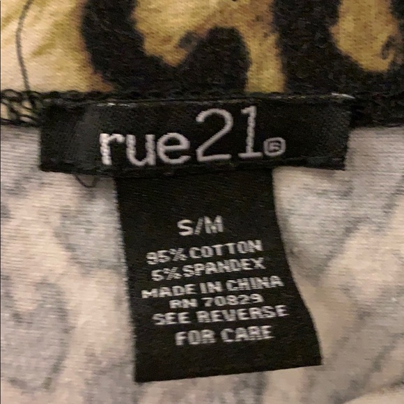 Cheetah print pencil skirt - Picture 2 of 2